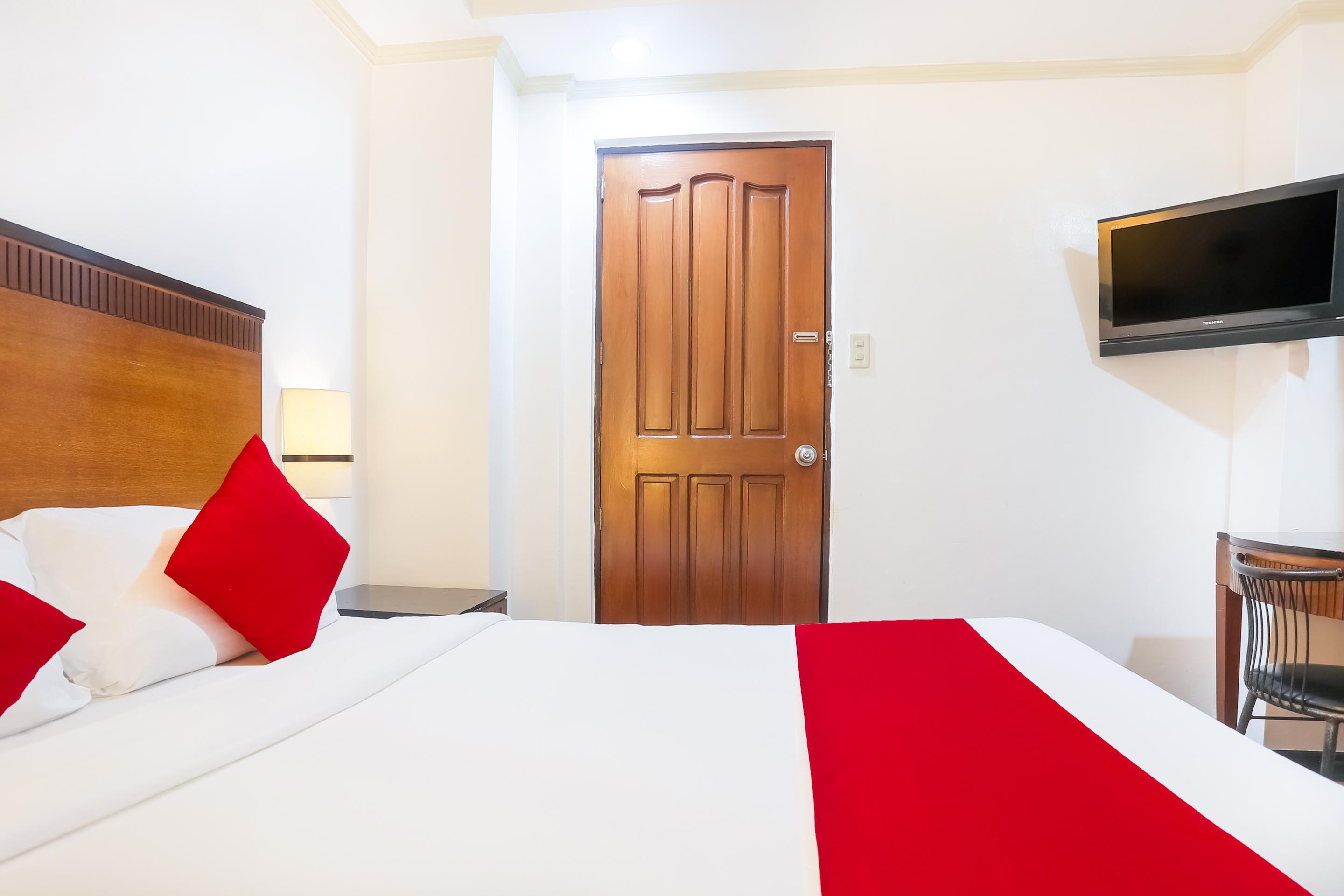 Royale Parc Inn & Suites Cidade Quezon Exterior foto