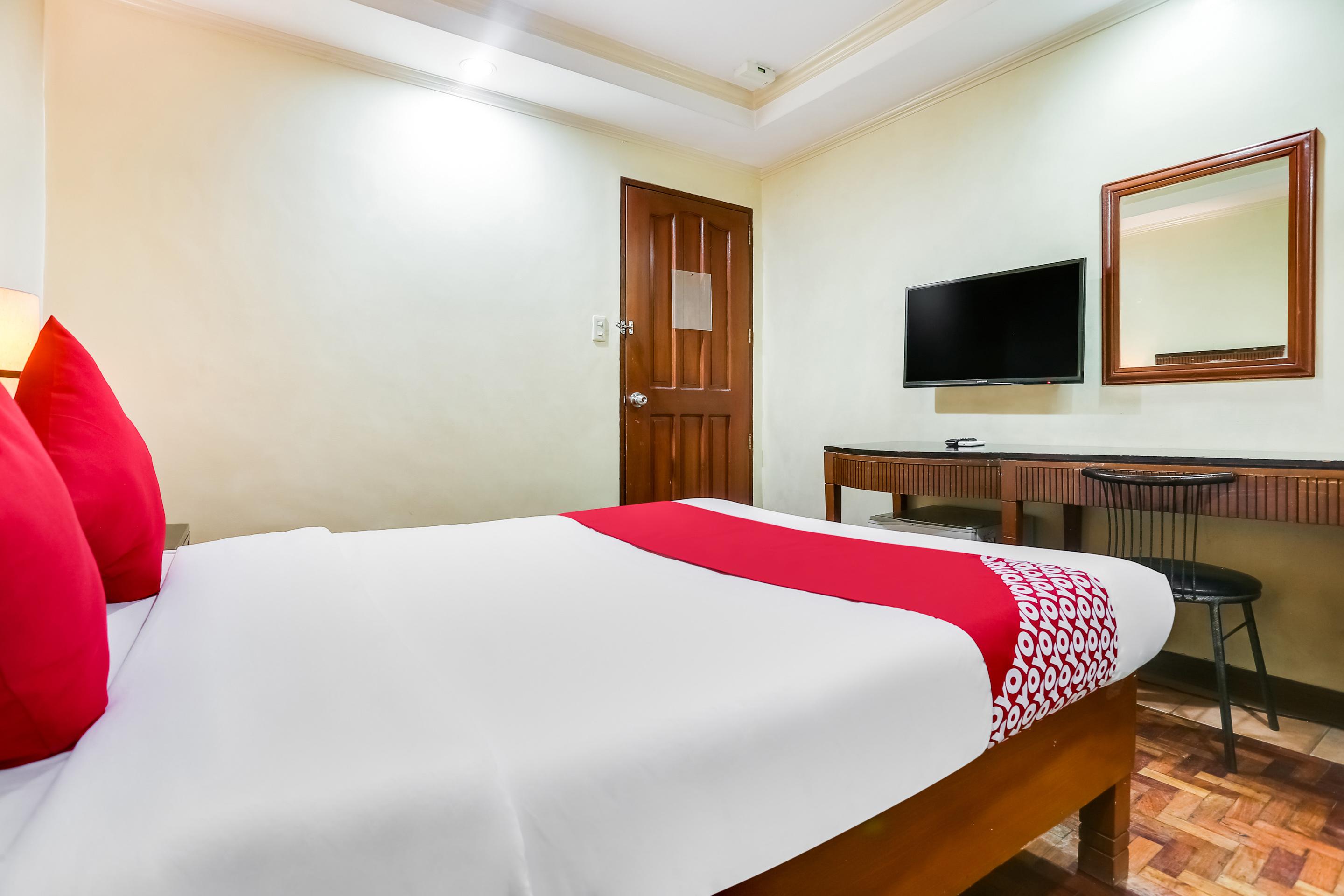 Royale Parc Inn & Suites Cidade Quezon Exterior foto