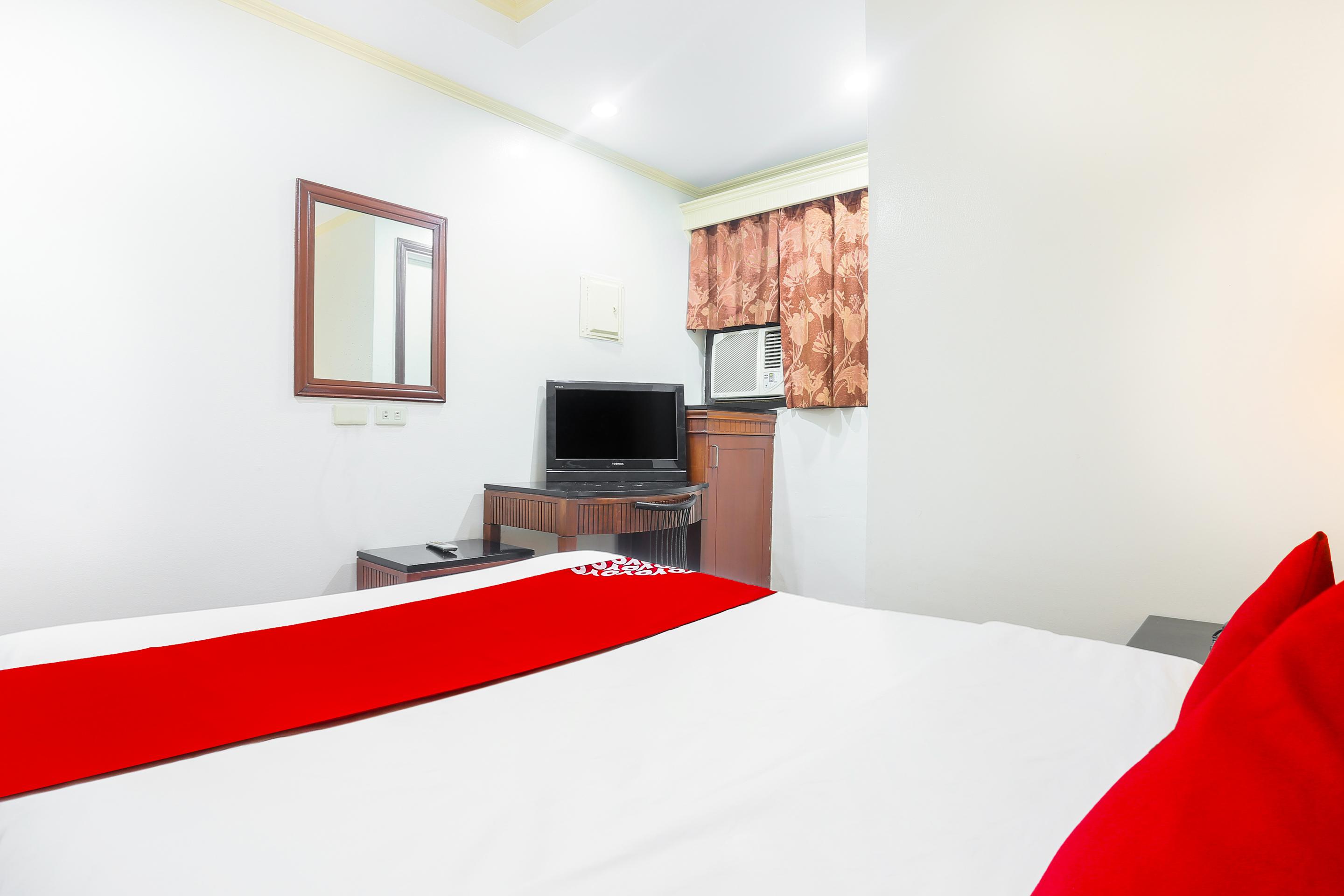 Royale Parc Inn & Suites Cidade Quezon Exterior foto
