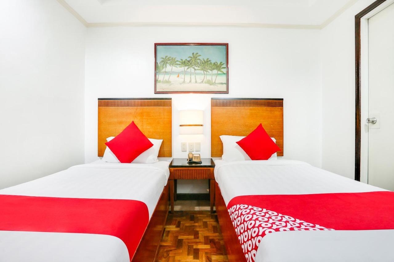 Royale Parc Inn & Suites Cidade Quezon Exterior foto